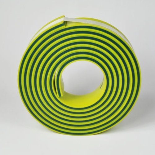 Triple durometer squeegee blade